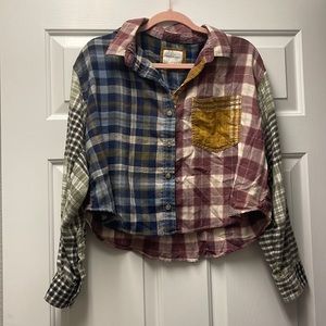 American Eagle cropped flannel